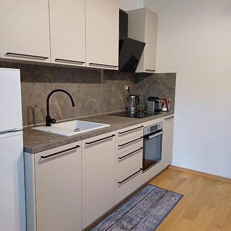 Apartment Zdenka - 100 M From The Beach Опатія Екстер'єр фото